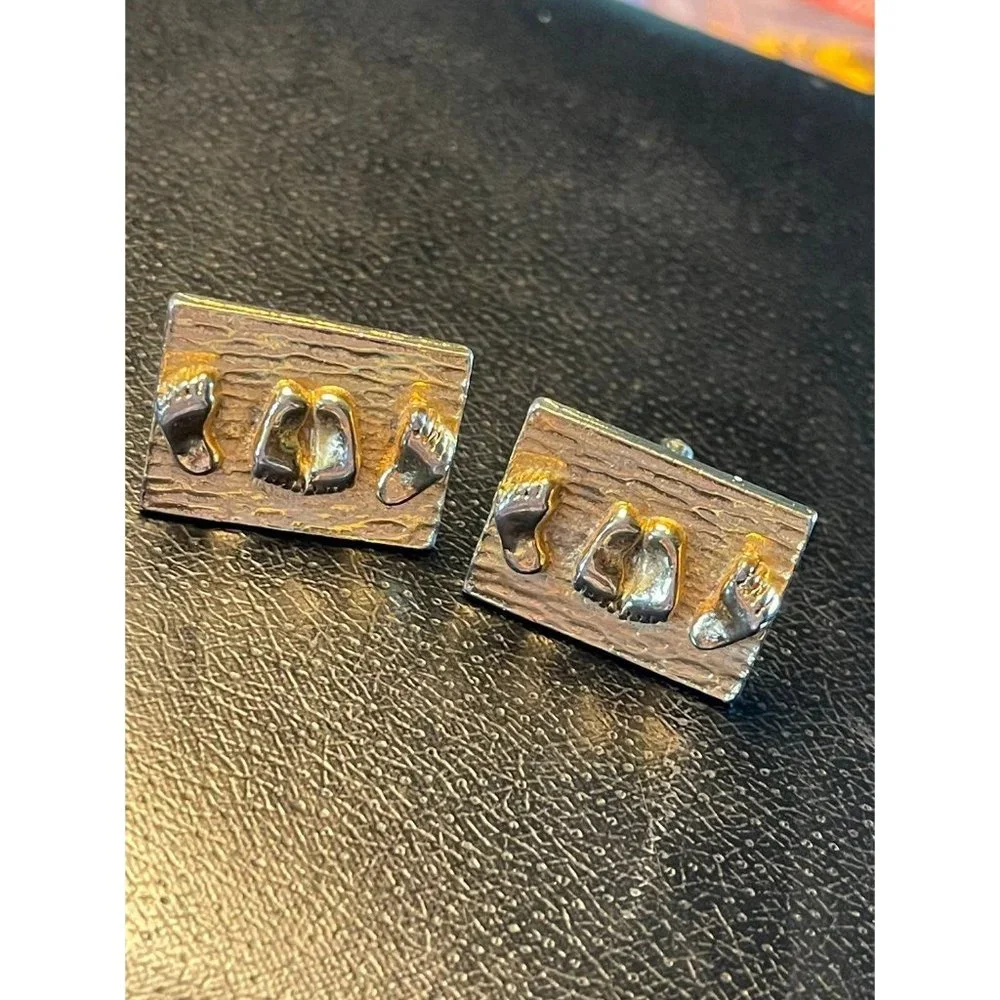 Vintage Bare Feet Subtle Sexy Position Cuff Links